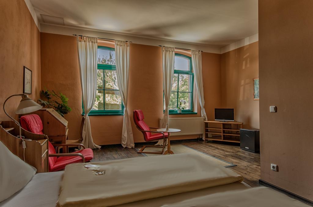 Hotel Zur Henne Naumburg  Exterior foto